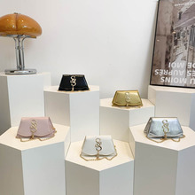 ���s��ĸ�r�а���2025�＾�¿����e�����μ���͹�б��С������Ů