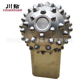 ����������������݆��^��ƬӲ�|�Ͻ�����Сֱ���׺�����݆��Ƭ