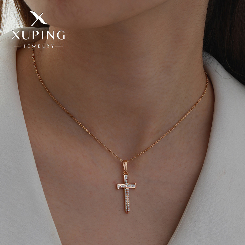 Xuping bronce micro-combustible colgante de piedra cruz colgante personalidad europea y americana colgante joyería al por mayor mujer