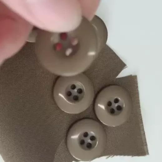 厂家 算盘纽扣4眼树脂纽扣 衣服家居服纽扣 可以开发票