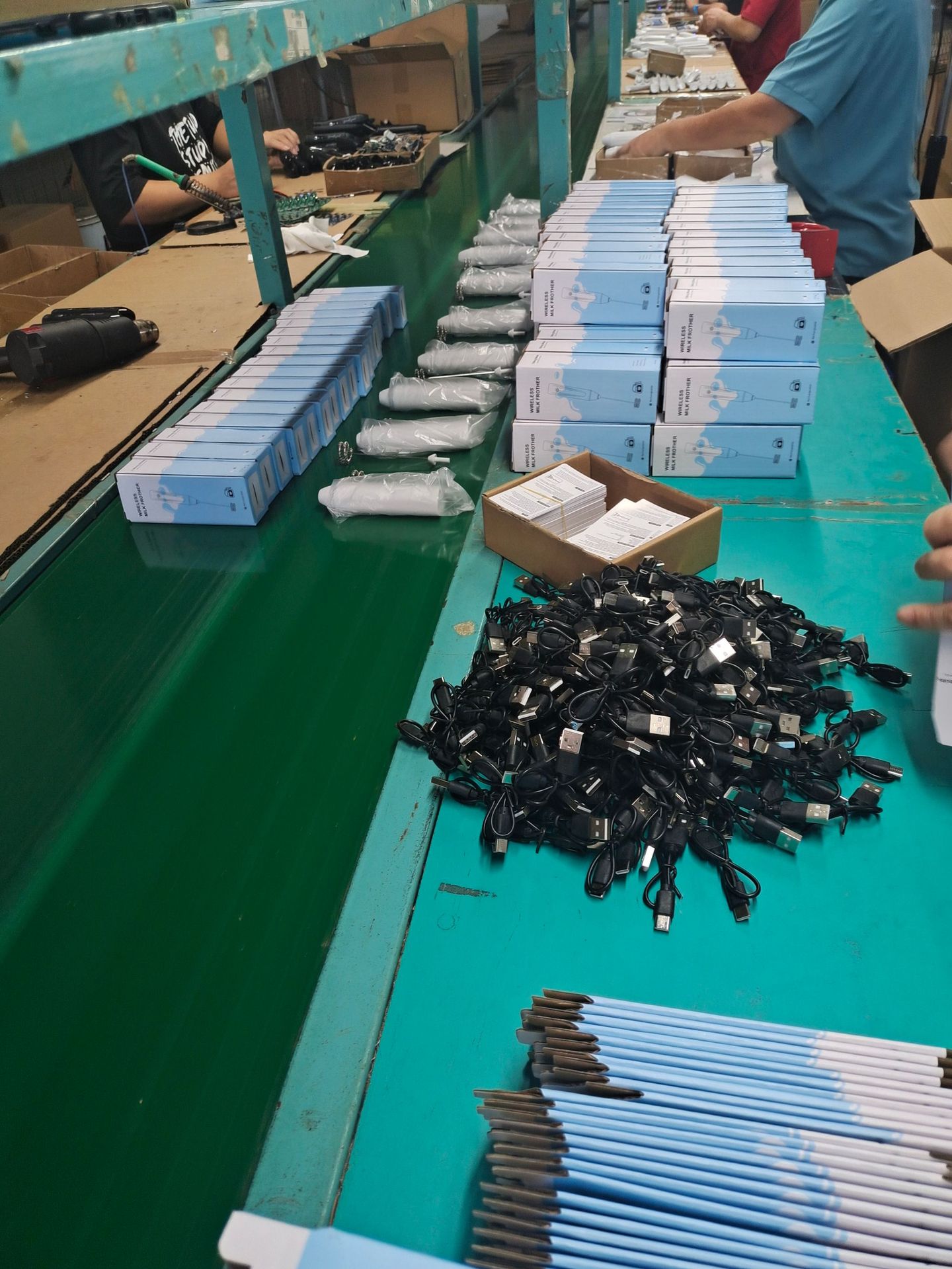 Sınır Ötesi Spot Süt Köpürtücü Elektrikli El Tipi Kahve Süt Köpürtücü Ev Tipi Şantiye Makinesi