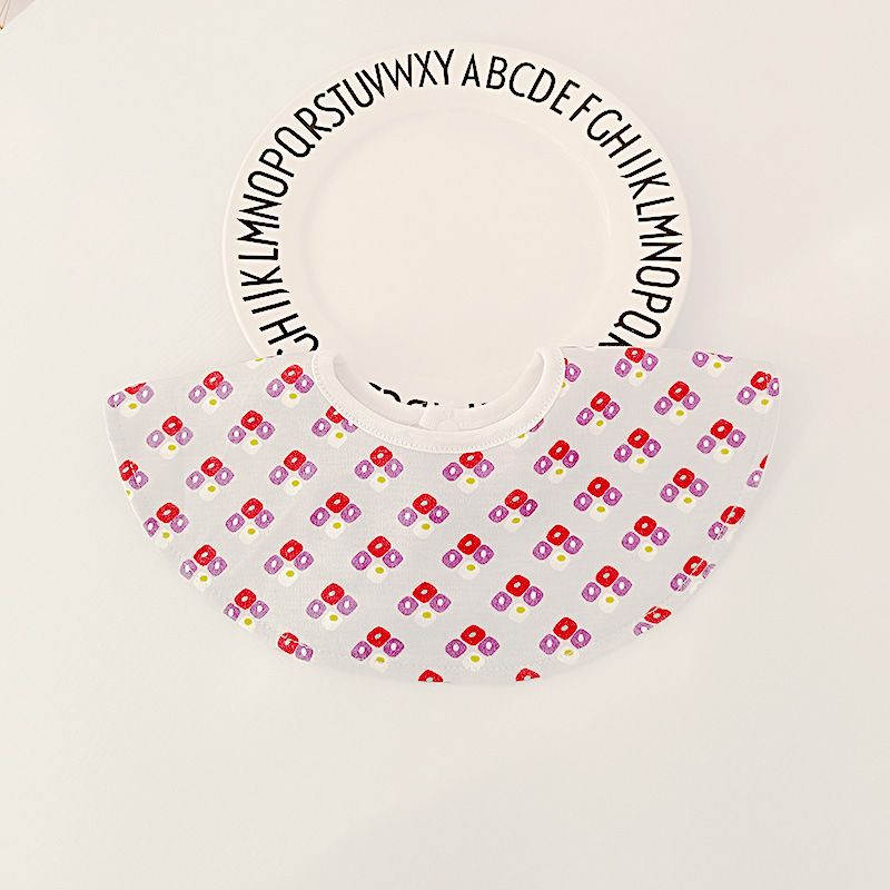 Bebé recién nacido otoño e invierno nuevo estilo flor saliva toalla algodón bebé impermeable escupir babero 360 grados rotación