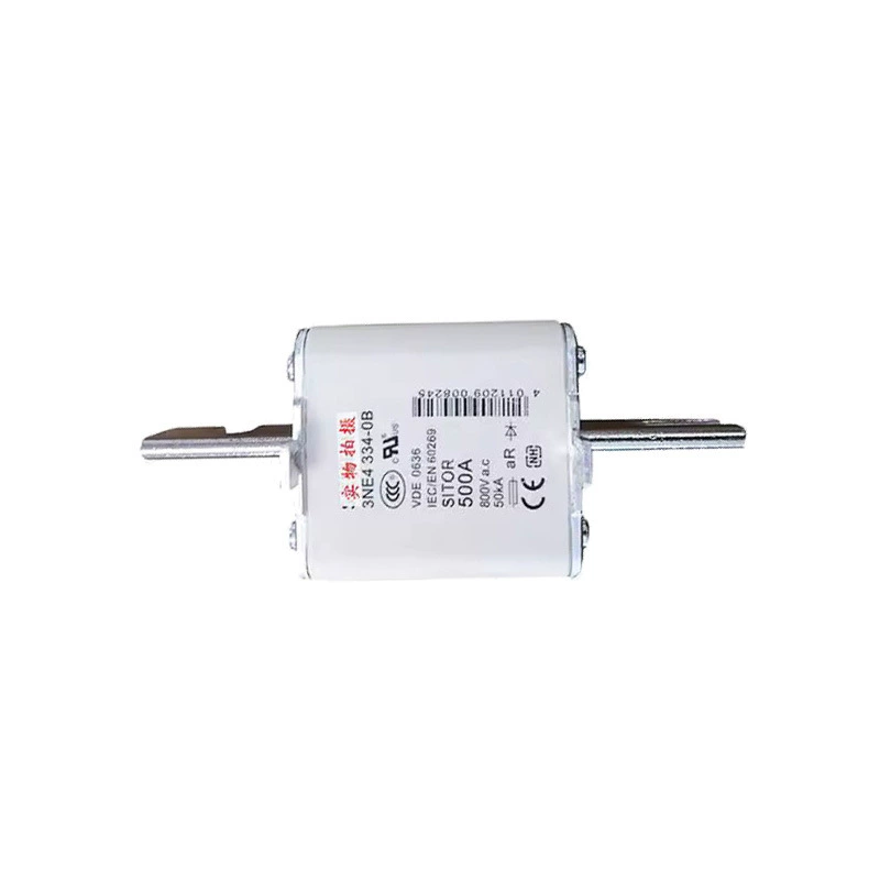 3NE4334-0B 3NA7820-6 низковольтный предохранитель быстрая плавкая вставка, новый и оригинальный, льготные условия при большом количестве