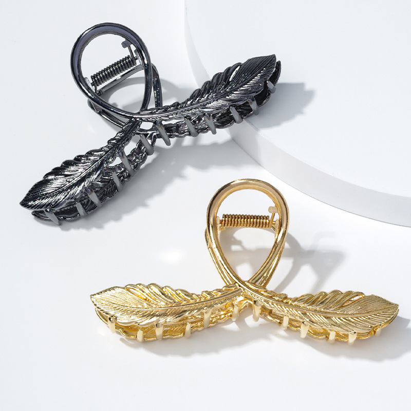 Hair Claws Hair Accessories Type Women's Simple Style Feather Metal Hair Claws