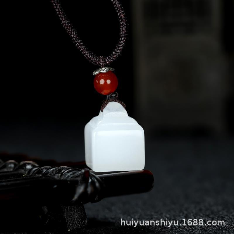 智贝详情图_28新疆金丝玉白玉水滴小花瓶吊坠玉石秤砣平安扣葫