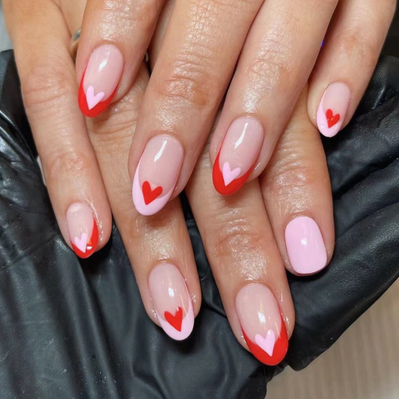 Valentine's Day pink double-piece love French Oval wear nail nail piece Sweet girl simple cross-border fake nail pressing nail