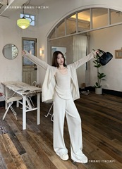 実拍実価格 ~ 怠惰なニットカーディガンU襟ベスト高腰カジュアルパンツ3点セットグレーベスト平均サイズ
