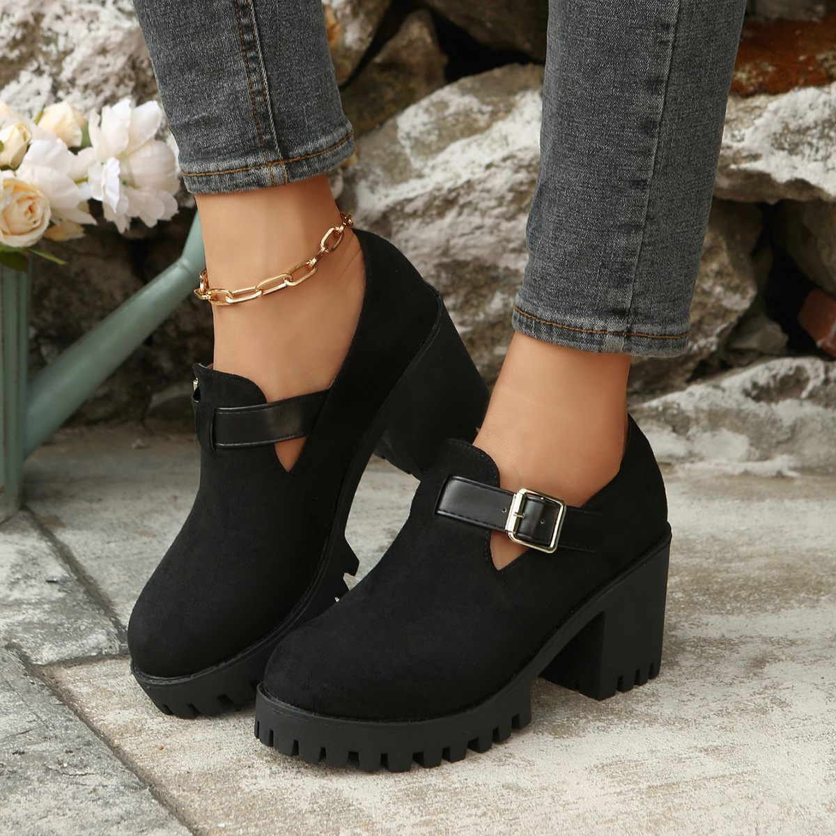 Damen-Pumps mit Blockabsatz, dicker Sohle, Wildleder, runder Zehenpartie und Schnalle, Übergröße, neuer Herbst-Style_voghion.com