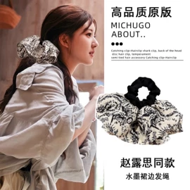 耳环;耳钉;项链