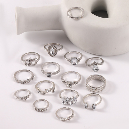 European and American cross-border foreign trade retro ring wholesale fashion leaf love diamond 15-piece set fashionable women's ring