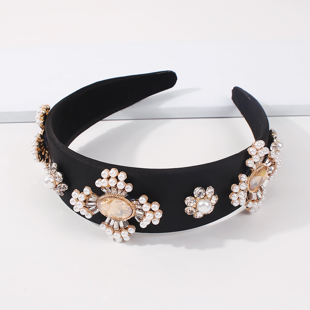 Baroque Fashion Retro Broad-brimmed Pearl Headband display picture 1