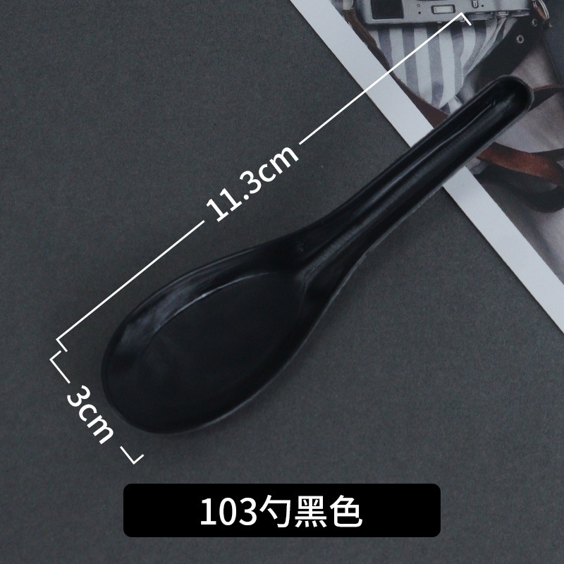 使い捨てスプーンはファストフードスプーンのプラスチックを単独で包装して、氷粉のデザートの焼き芋のスプーンを包装します。|undefined