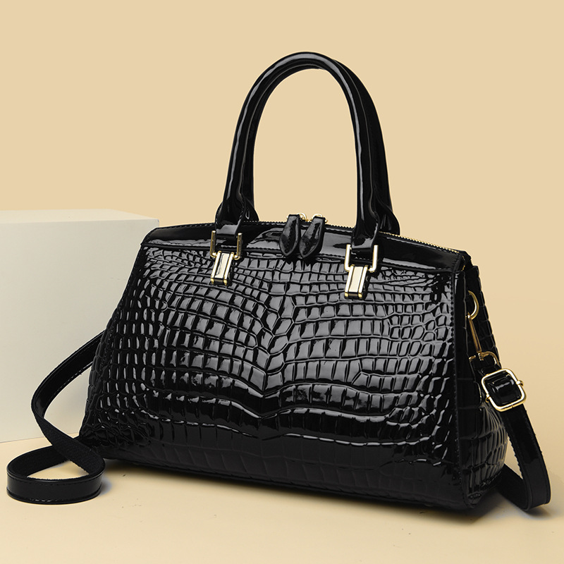 Boston pillow bag light luxury elegant commuter women's shoulder crossbody large capacity handbag_voghion.com