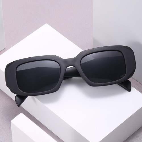 European and American personalized trendy square sunglasses for women with big faces and slimming Internet celebrities with the same style irregular texture sunglasses wholesale for men