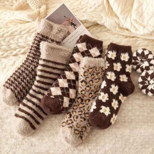 Mink velvet socks women's thick socks women's winter furry socks retro personalized floor thickened fleece-lined breathable socks