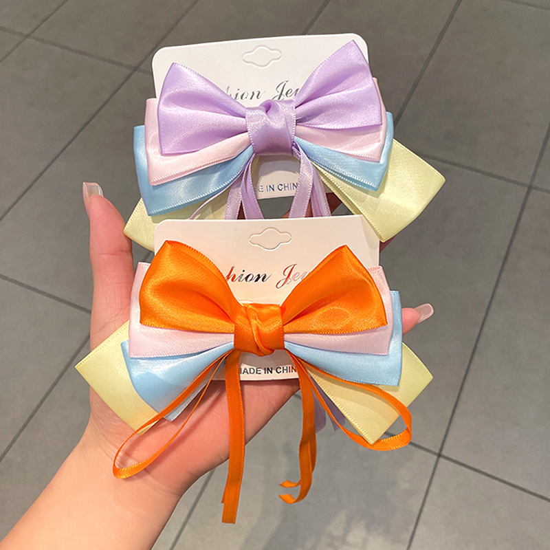 Children's hairgrip with bow