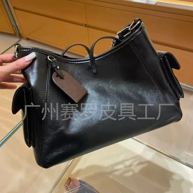 渠道货carryall黑武士小号中号跳码芯片菱形单肩包真皮女包顶级版|undefined