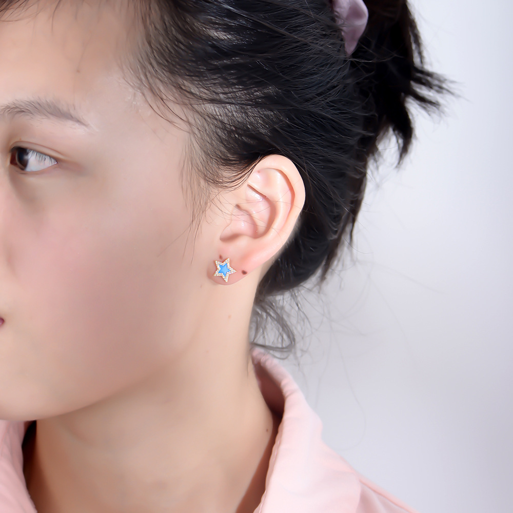 S925 plata esterlina micro incrustaciones ZIRCON epoxi estrella de cinco puntas pendientes hembra europea y americana transfronteriza nueva estrella de diamantes pendientes