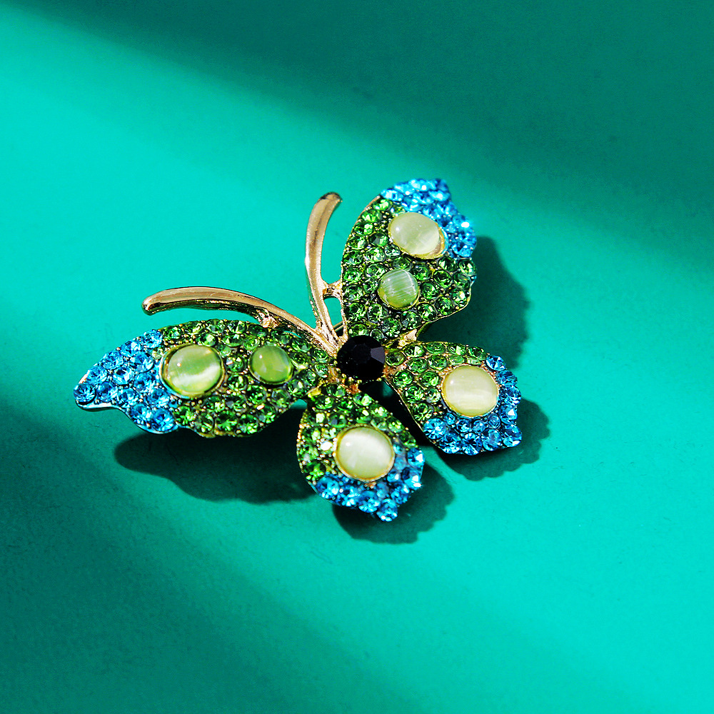Moda Mariposa Aleación Enchapado Embutido Diamantes De Imitación Mujeres Broches display picture 4