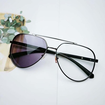 2021 new pattern resin grey Blue light Pingguang Goggles reinforced edging shelter from the wind Sunglasses day and night Dual use Men's