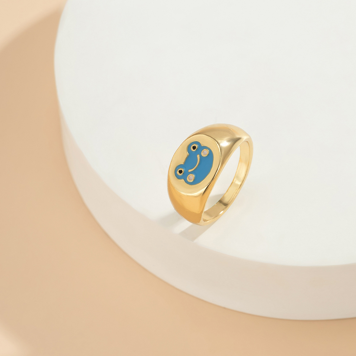Minimalistische, personalisierte, öltropfende Tieröffnung mit modischem und verstellbarem, glänzendem Froschring als Zubehör_voghion.com