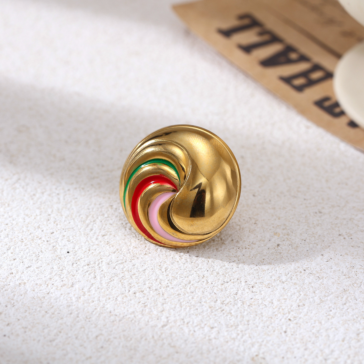 Anillo de acero inoxidable para mujeres no se desvanece galvanizado de oro 18k anillo de goteo de aceite de lujo ligero nicho