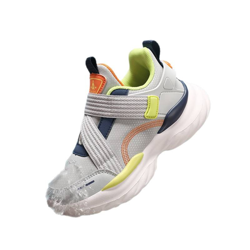 Zapatos infantiles nuevos zapatos de cuero para niñas zapatos infantiles ligeros transpirables zapatos de red para niños zapatos de correr casuales para niños