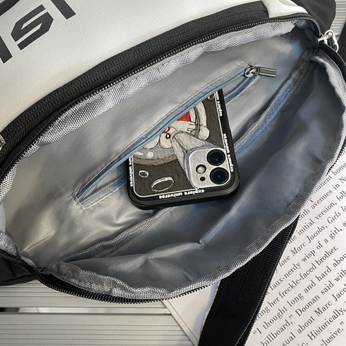 Men's New Crossbody Bag Design Sport Waist Bag for Women Students Versatile Shoulder Bag Fashion Trend Mobile Breast Bag