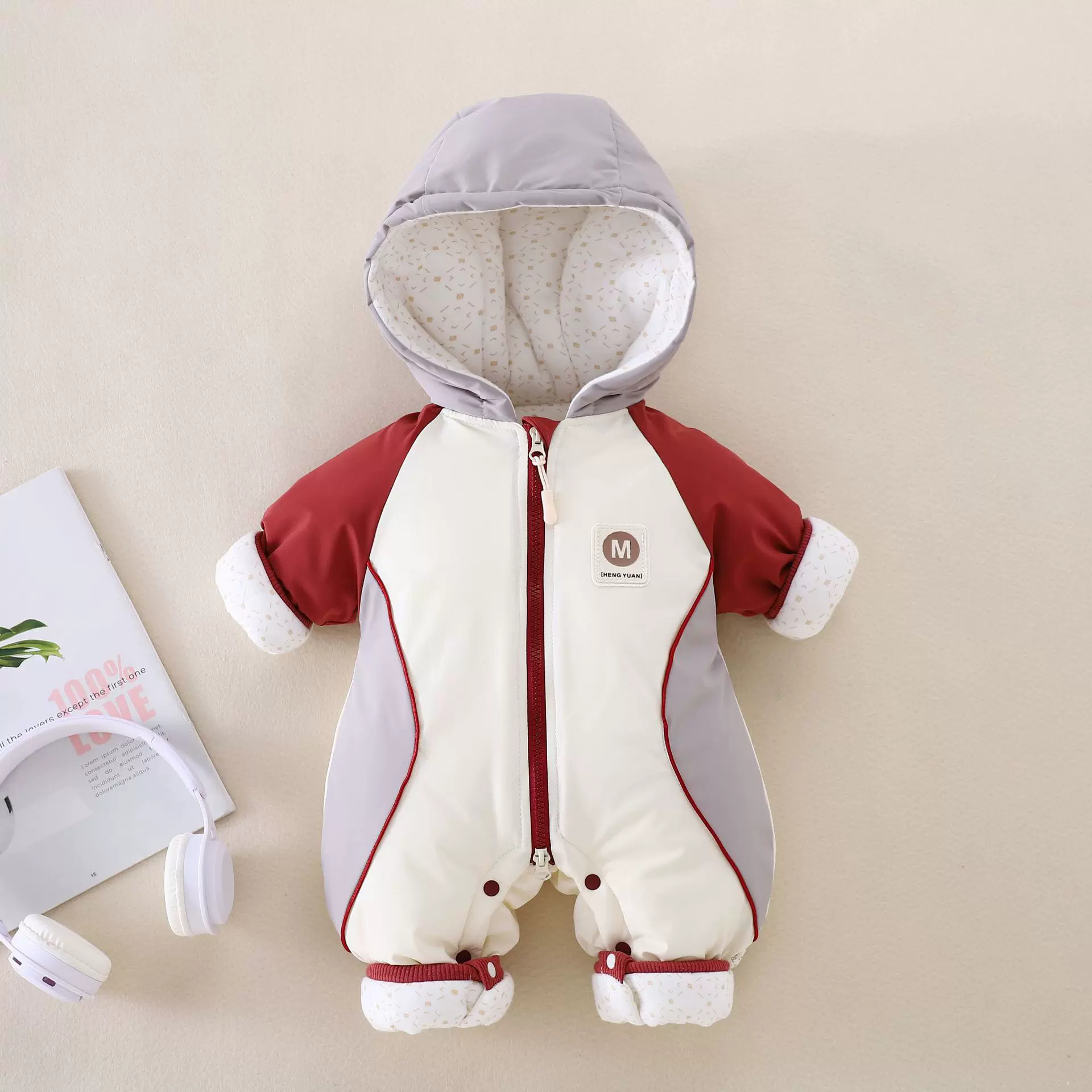 安阳婴童装A类婴儿秋冬装冲锋衣防风连体衣加厚外出爬服宝宝棉衣