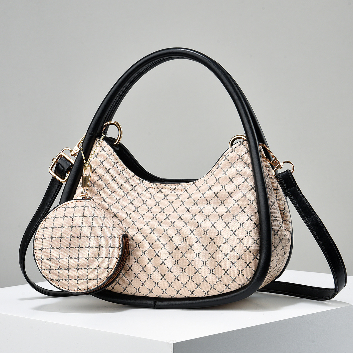 Comercio exterior pequeño bolso francés bolso de mujer nueva variedad alta textura bolso de hombro bolso brazo bolso