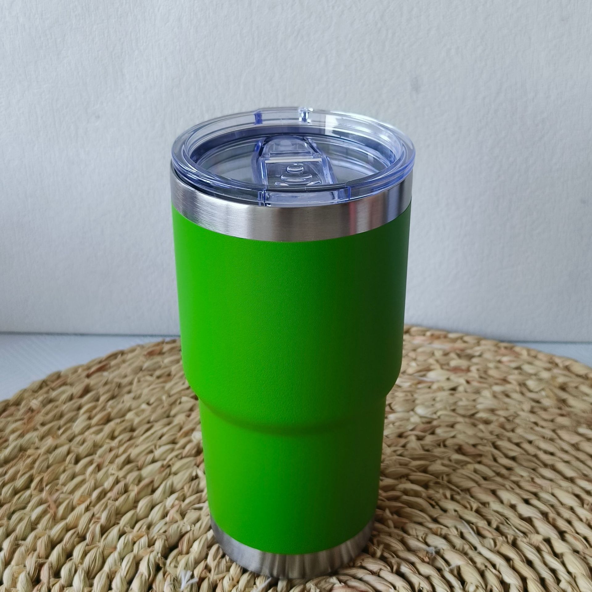 20oz tazas de automóviles de inyección 304 acero inoxidable doble aislamiento térmico para automóviles tazas de hielo tazas de cerveza botellas de aislamiento térmico