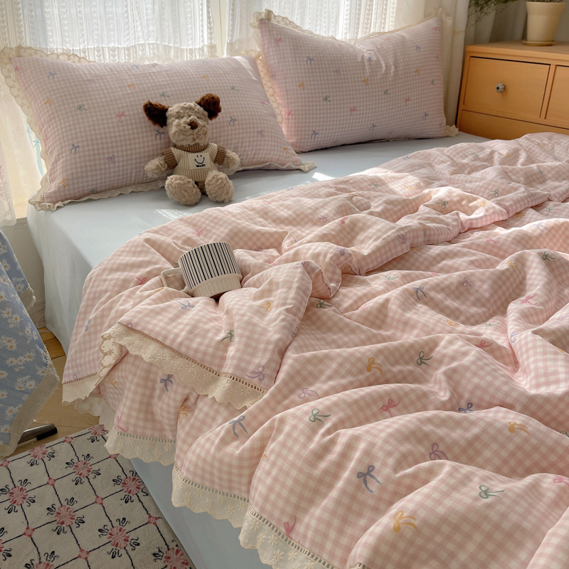 Juego de cuatro piezas de cama de edredón de verano de algodón lavado al aire princesa 2025 nuevo traje de tres piezas de ropa de cama de encaje hueco