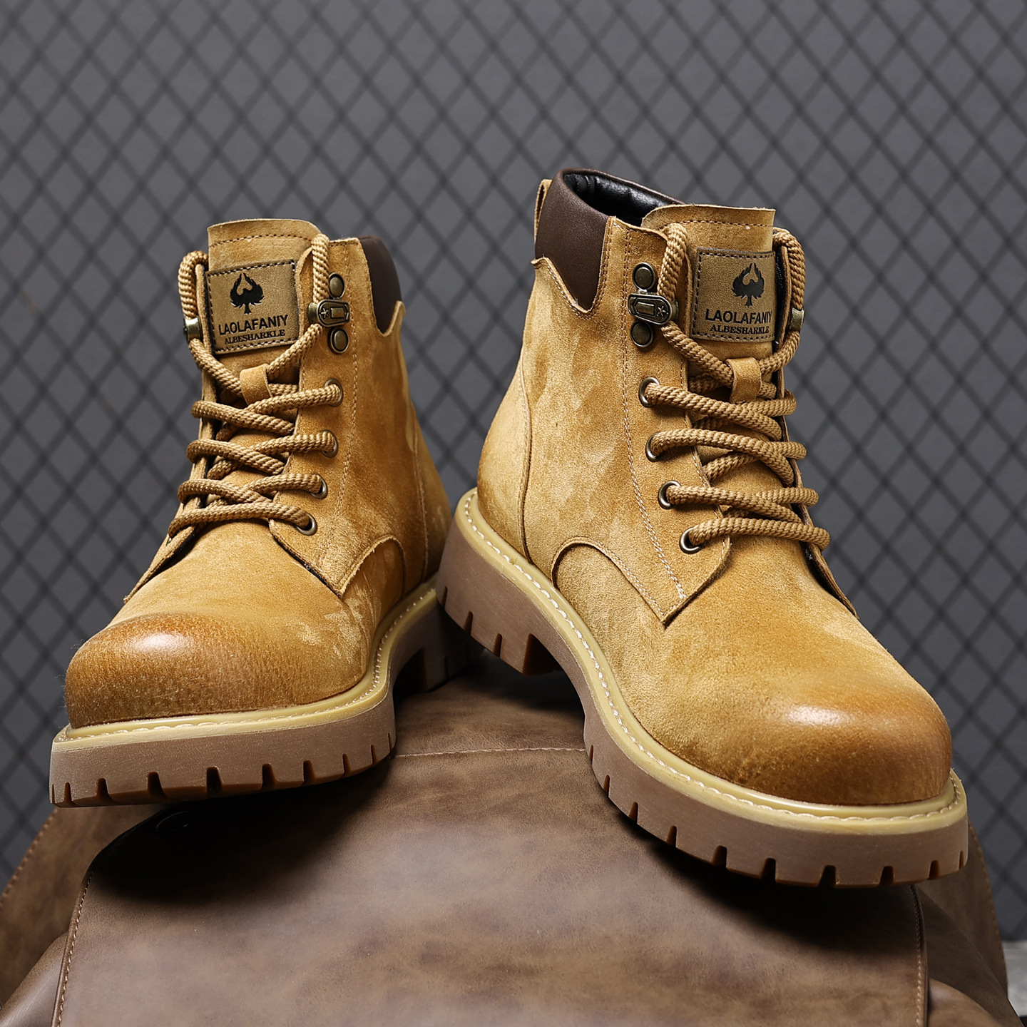 British Style Yellow Martin Boots For Men Retro Leather Winter_voghion.com