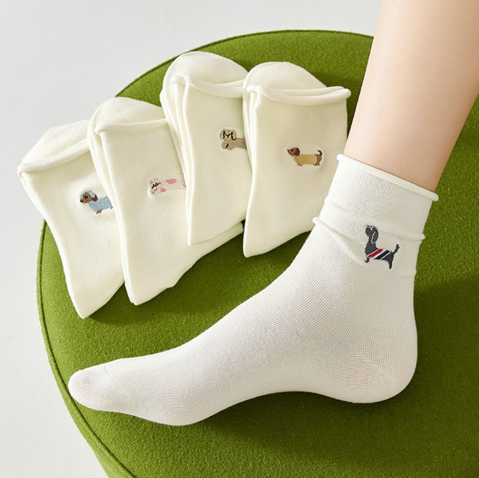 Zhuangyan hombre primavera y verano antiolor simple mediano y alto calcetines transpirables antideslizantes desechables calcetines al por mayor