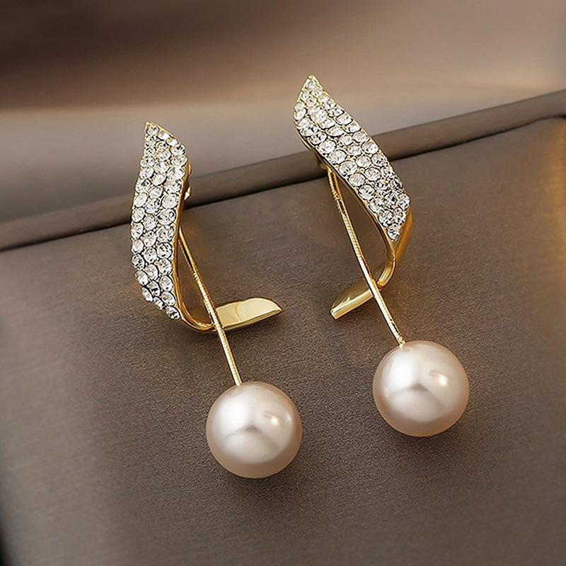 7g Weight Zircon Inlay Material 1 Pair Simple Style Solid Color Inlay Alloy Zircon Drop Earrings