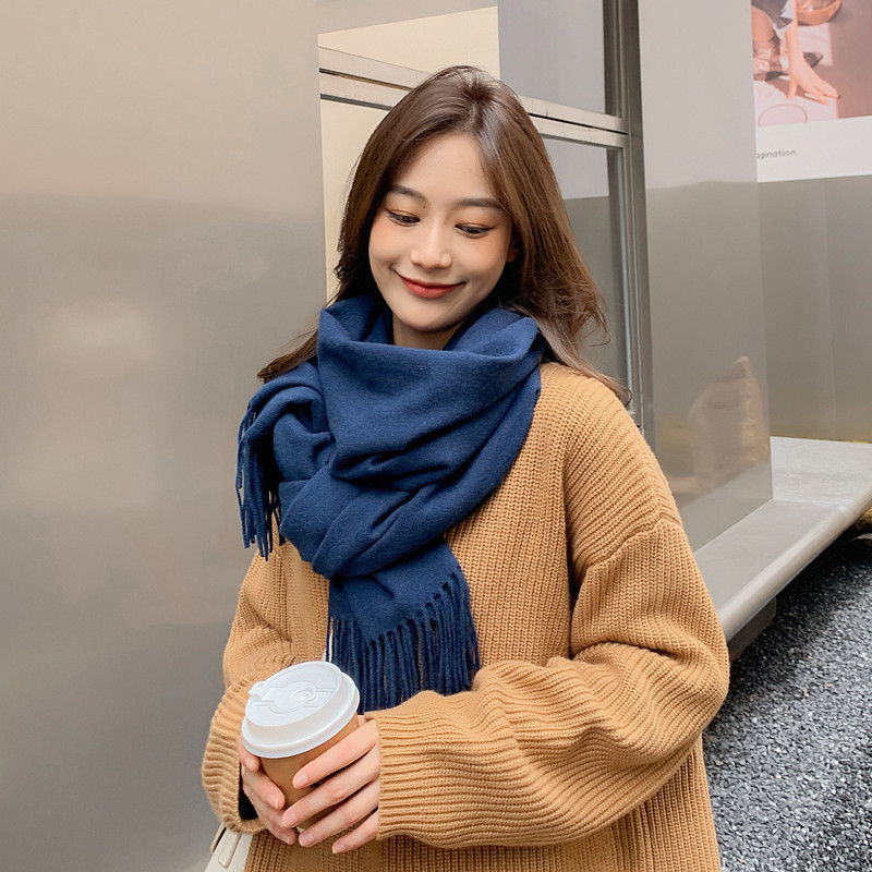 カシミヤのマフラーの女性は秋冬にカシミヤのマフラーをまねて男性のショールの高級感の純色のウールのマフラーの卸売りをします。|undefined