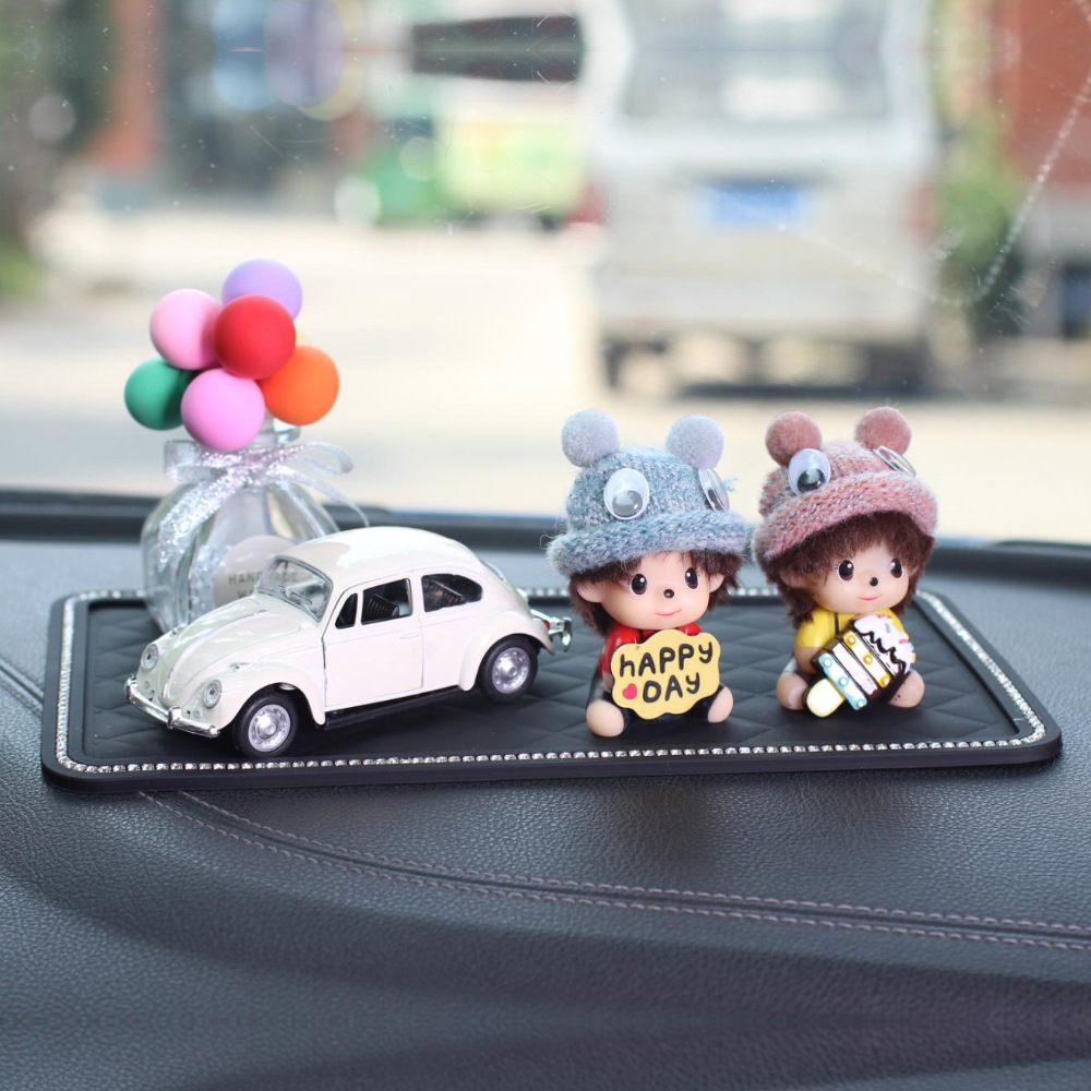 2025 adornos interiores de automóviles de dibujos animados adorables consola central de automóviles en línea Monchichi adornos creativos para automóviles