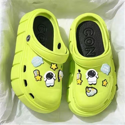 x 우주 비행사 녹색