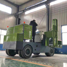 聚仁路沿石滑模机 路肩土成型机 公路拦水带滑模设备