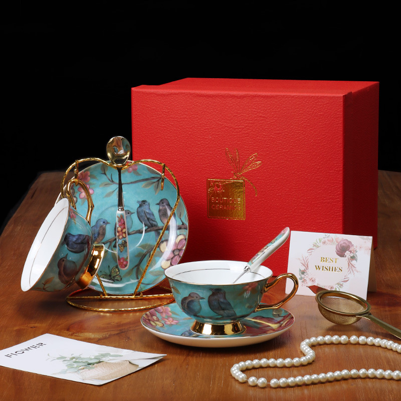 China de hueso taza de café de estilo europeo traje creativo Taza de cerámica de gama alta exquisito pequeño lujo británico juego de té de la tarde