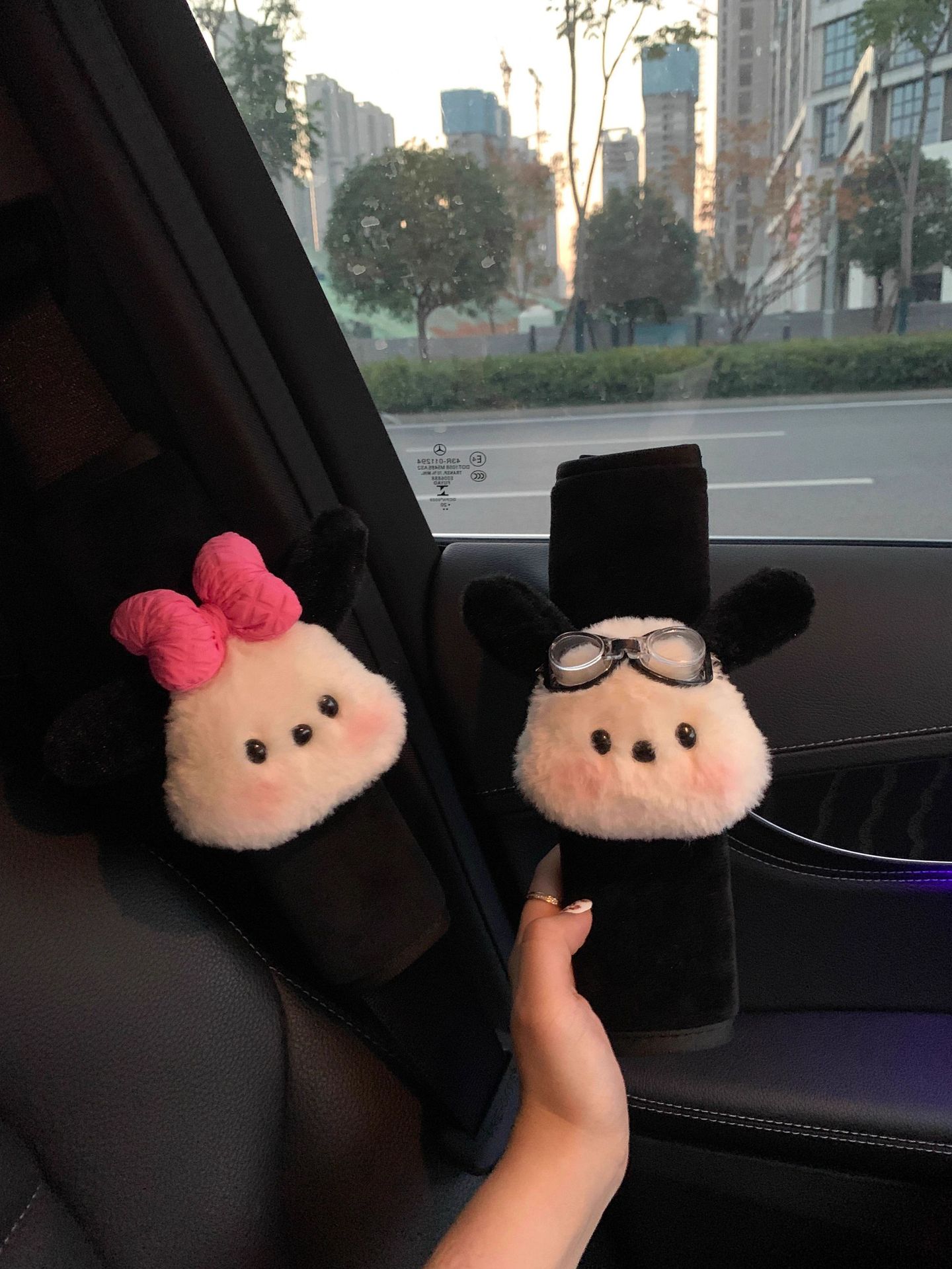 Car Seat Belt Shoulder Cover Soft Cute Plush Dog Car High-End Anti-Stranglehold Doll Doll Car Interior Decoration