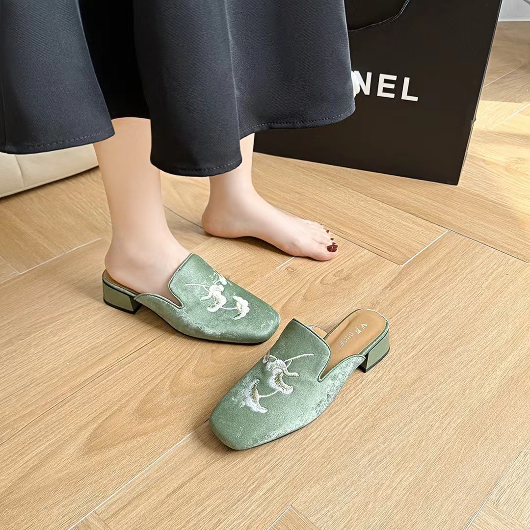 Dép lê nửa kín mũi phong cách Trung Hoa cổ điển nữ đế bằng — Màu Sâm panh