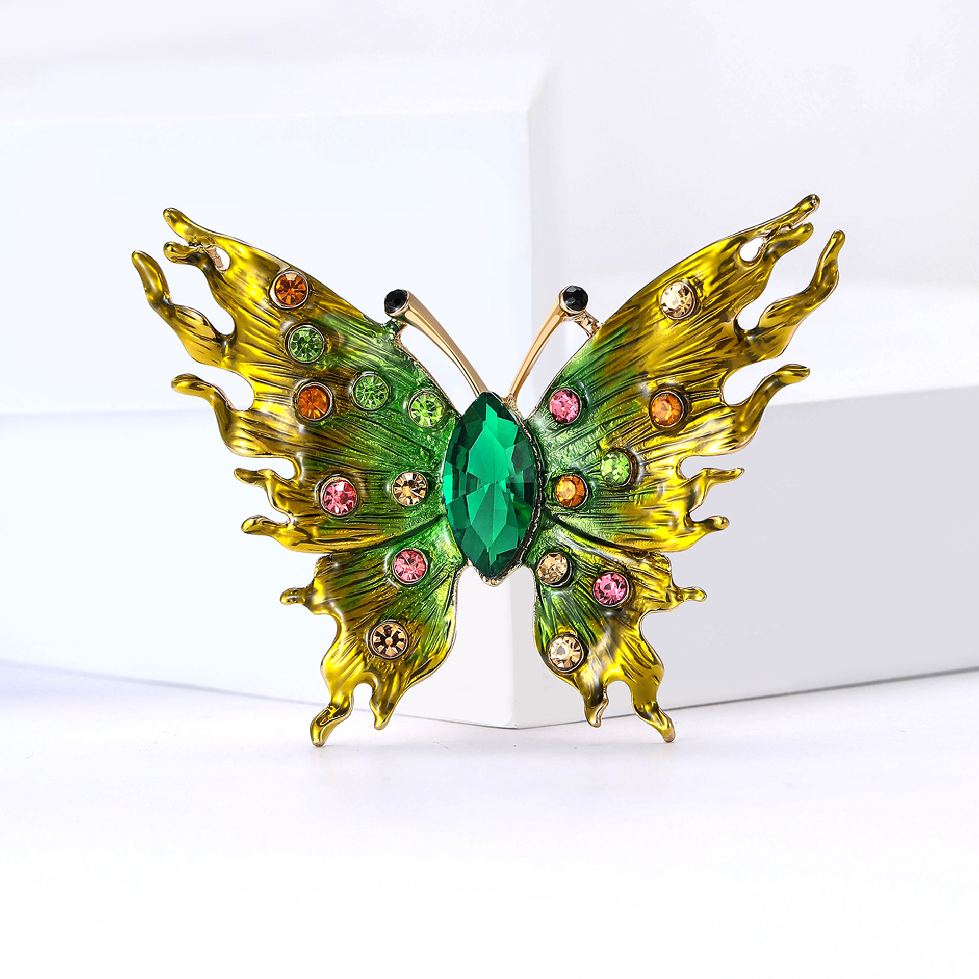 Butterfly Pattern All Seasons Season Retro Pin Butterfly Alloy Inlay Rhinestones Women's Brooches