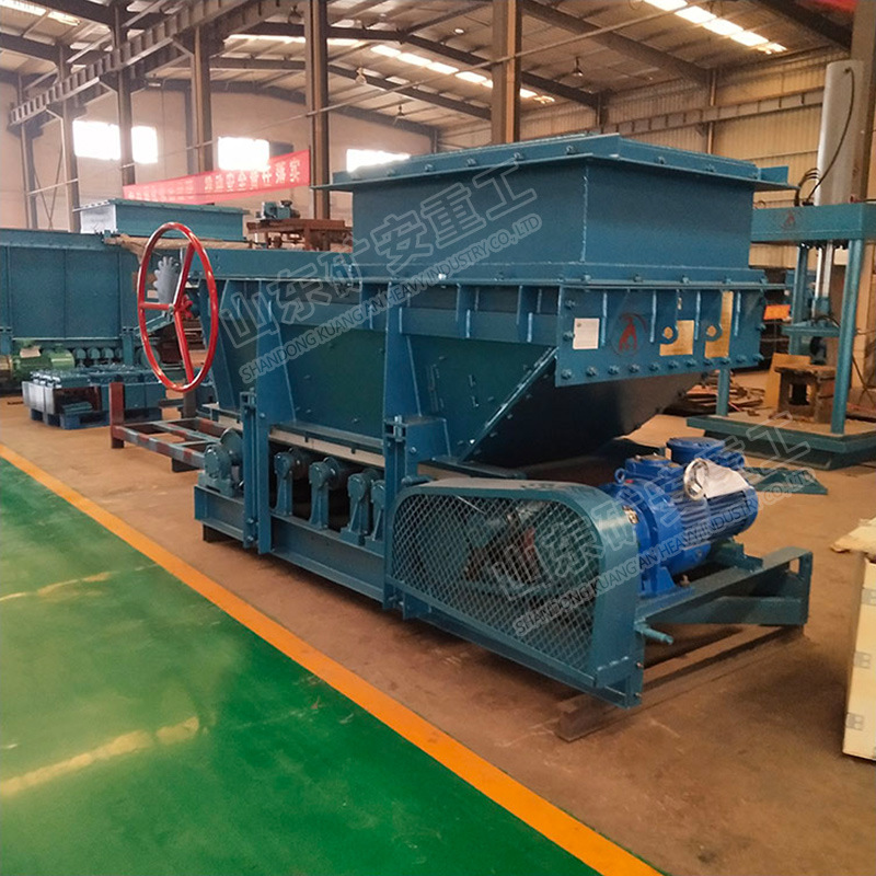 寿命长GLD2200/7.5甲带式给煤机 锰钢材质矿用甲带式给料机