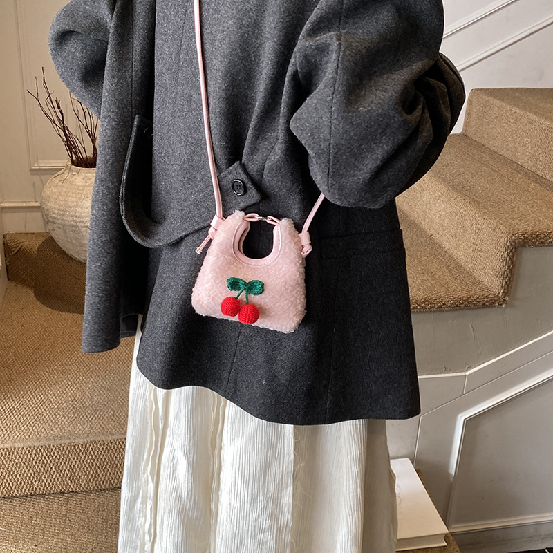 Dulce y fresco pequeño bolso de hombro de cereza para hombres y mujeres, mini bolso de bebé lindo 2026 nuevo bolso para niños