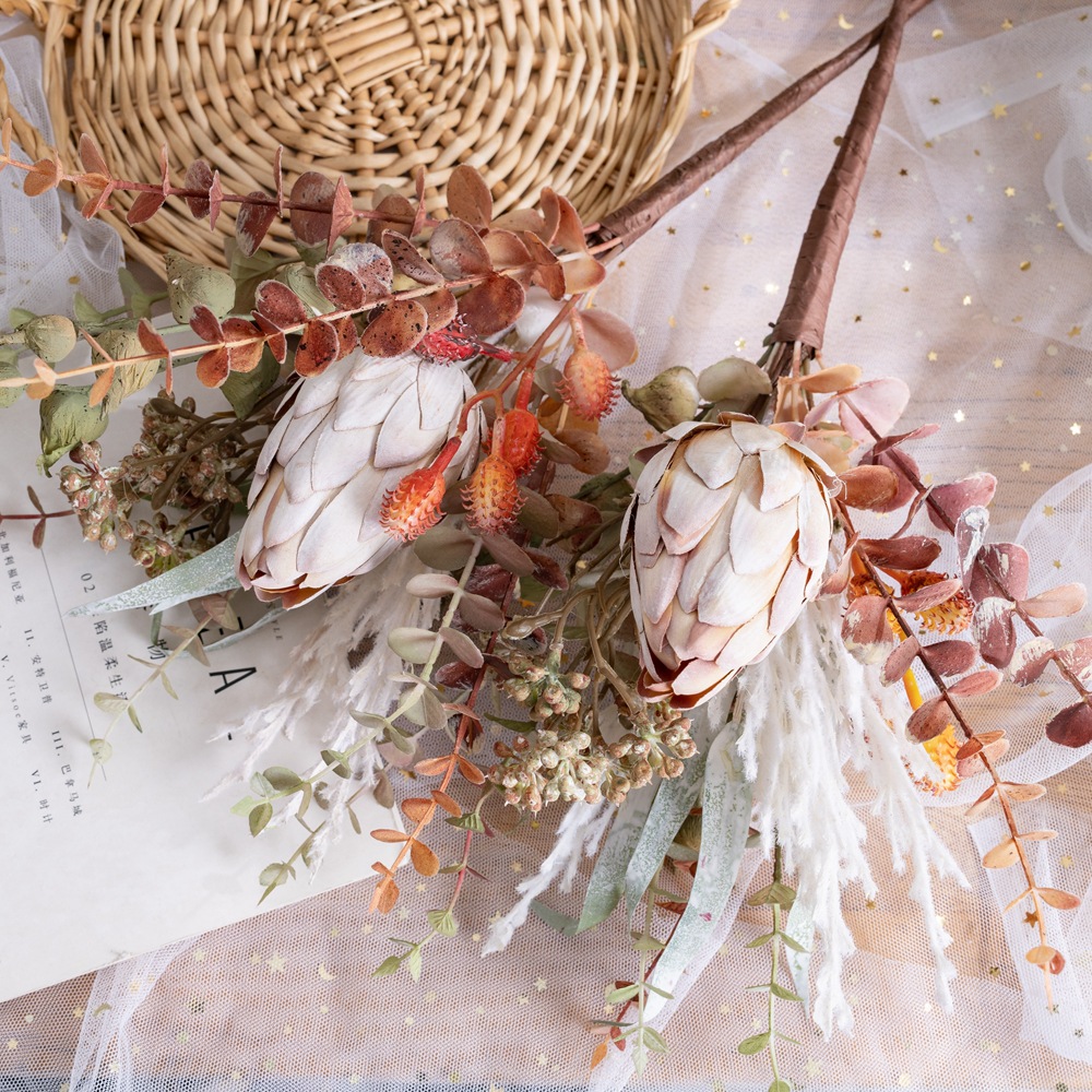 玫瑰花牆葉山帝王花絡新婦束仿真花家居裝飾手捧花假花MW89103