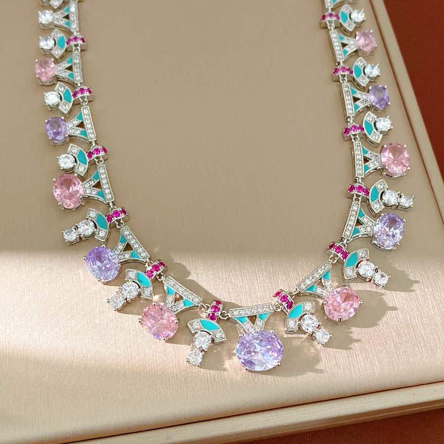 Corte de viento goteo de aceite de zircon collar oval lujo ligero de alto nivel sensación de cadena de clavícula exquisita nicho conjunto de joyería al por mayor