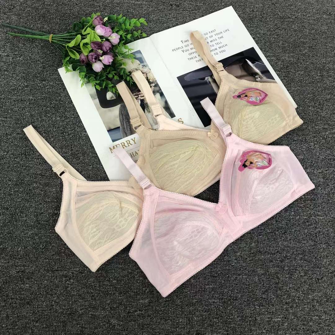 Sujetador de la ropa interior de la Madre Tres pechos delgada de mediana edad y ancianos sujetador inalámbrico de algodón pequeño pecho empuja hacia arriba más sujetador de tamaño al por mayor