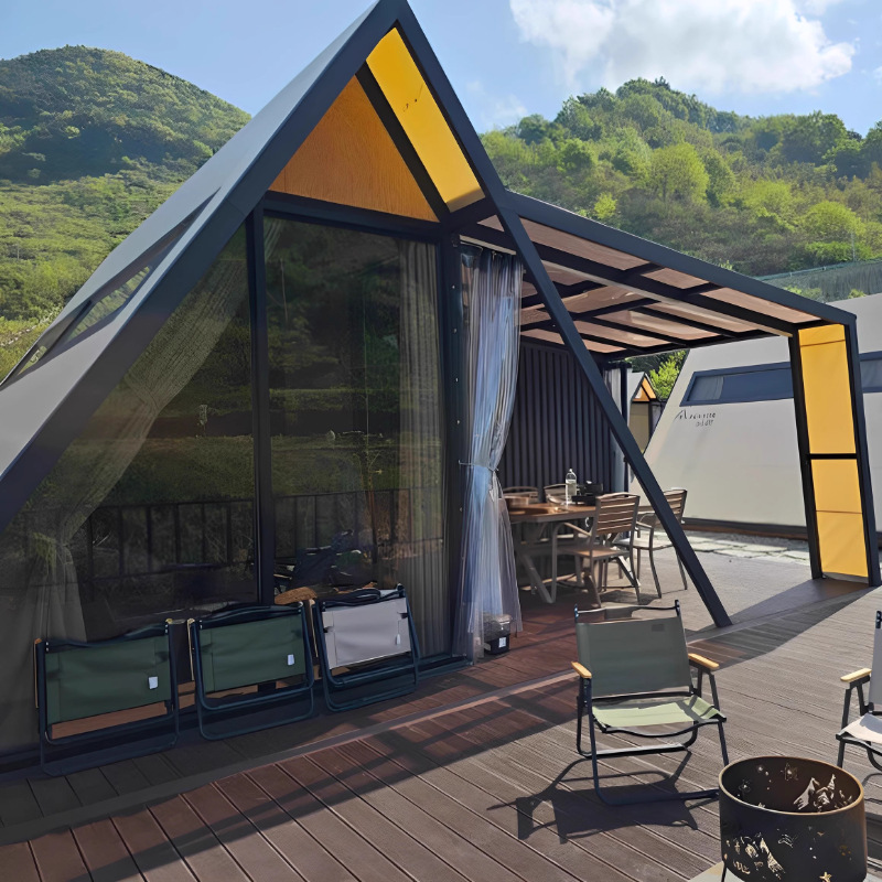 Carpa de triángulo de lujo al aire libre Star River Nomad Tent Resort Camping Red Tent