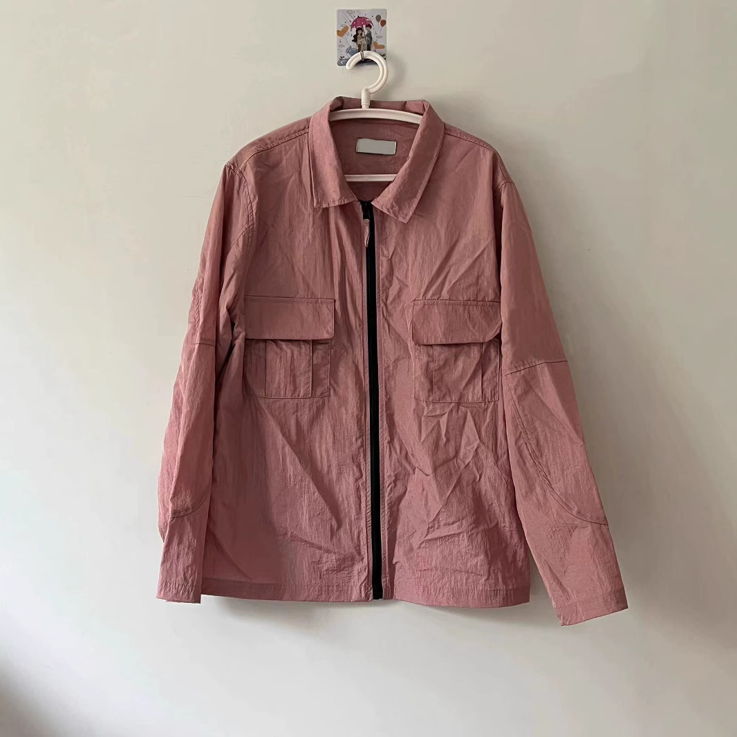 24 Nueva primavera y otoño chaqueta hombres y mujeres casual versátil campus estilo metal nylon chaqueta impermeable